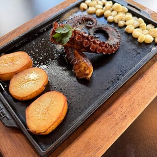 Pulpo a La Parrilla "Don Luis"